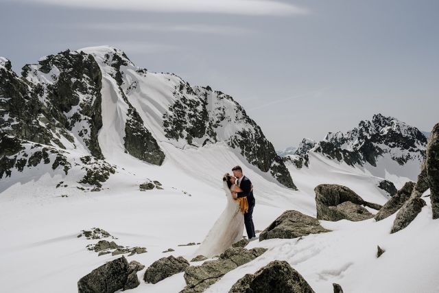 Can’t decide between a wedding and an elopement?⁠
Let’s do both.⁠
Private vows. Alpine air. Prosecco. Then back to the party.⁠
⁠
Elopement Planner | Whistler Photographer | Wedding Photographer ⁠
⁠
#whistlerweddingphotographer #elopementplanner #whistlerphotographer