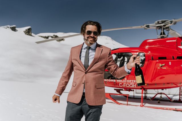 My job isn’t just to take photos! It’s to help you feel calm, confident and fully present. If that means tying your shoes, fetching you drinks, or sewing your bustle back together - I got your back.