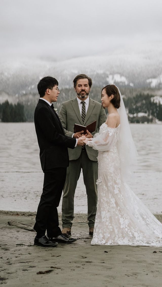 Photographer. Officiant. Bustle Fixer. 
Calm grounded presence. 
Whatever you need - I’ve got you. 

Whistler Wedding Photographer | Whistler Wedding Officiant 

#whistlerweddingphotographer #whistlerweddings #whistlerbc